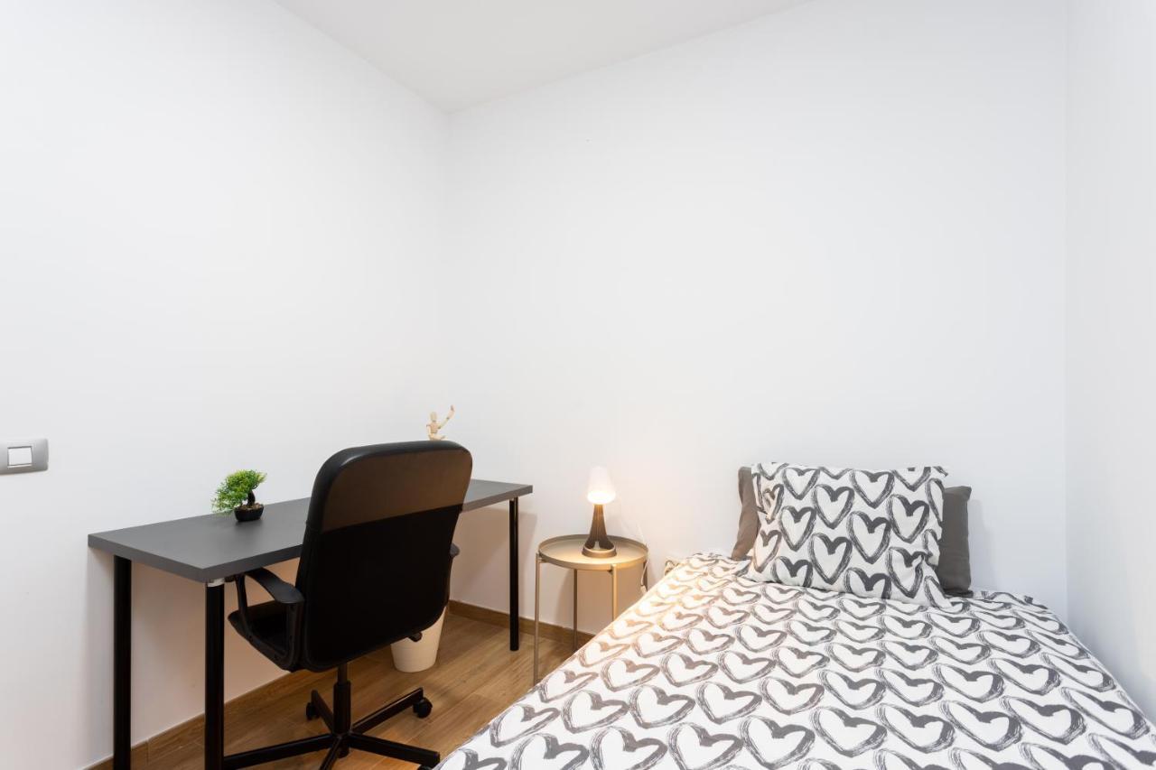 Home2Book Design Black & White Santa Cruz Home מראה חיצוני תמונה