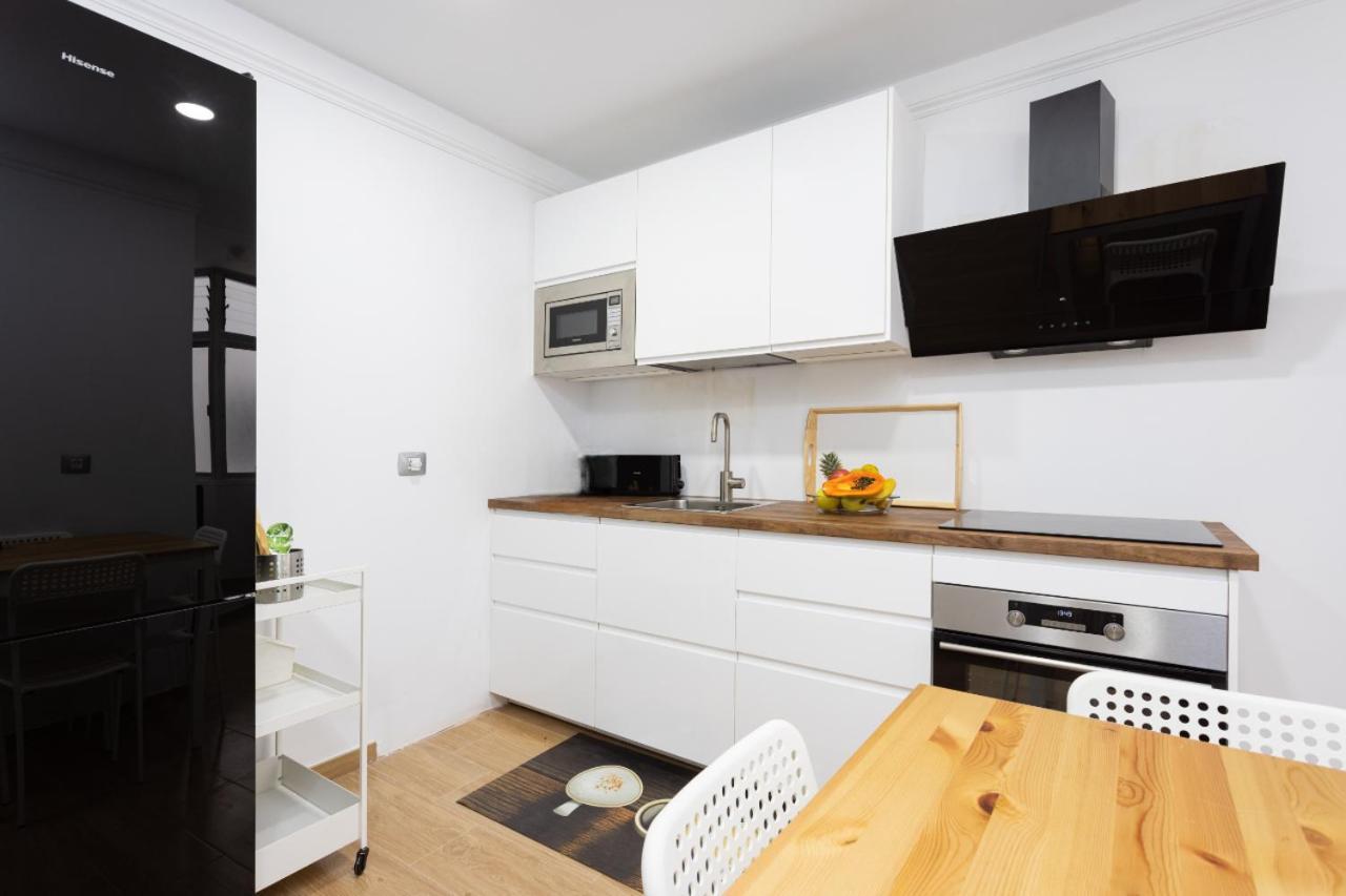 Home2Book Design Black & White Santa Cruz Home מראה חיצוני תמונה